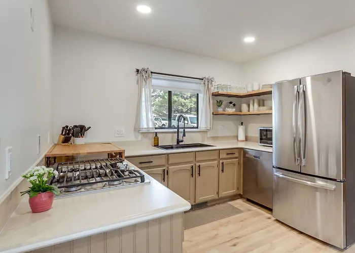 Holiday home Forest-view Group Getaway, 4 Mi To Dtwn Flagstaff